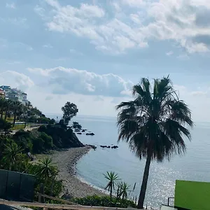 https://desconexin-en-la-playa-benalmdena.1costadelsol.com